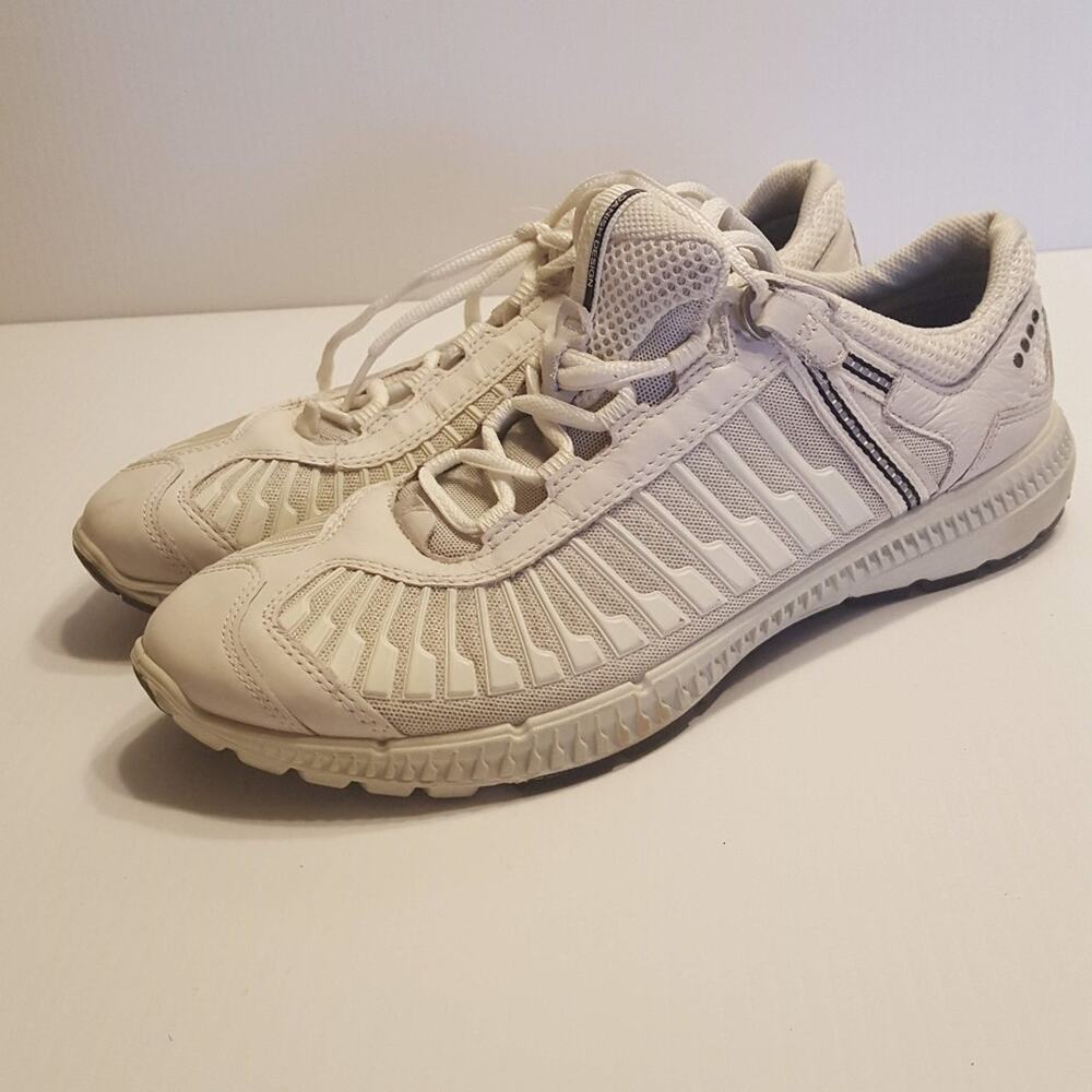 ECCO Sneakers Womens Sz EUR 40 USA 9.5-10